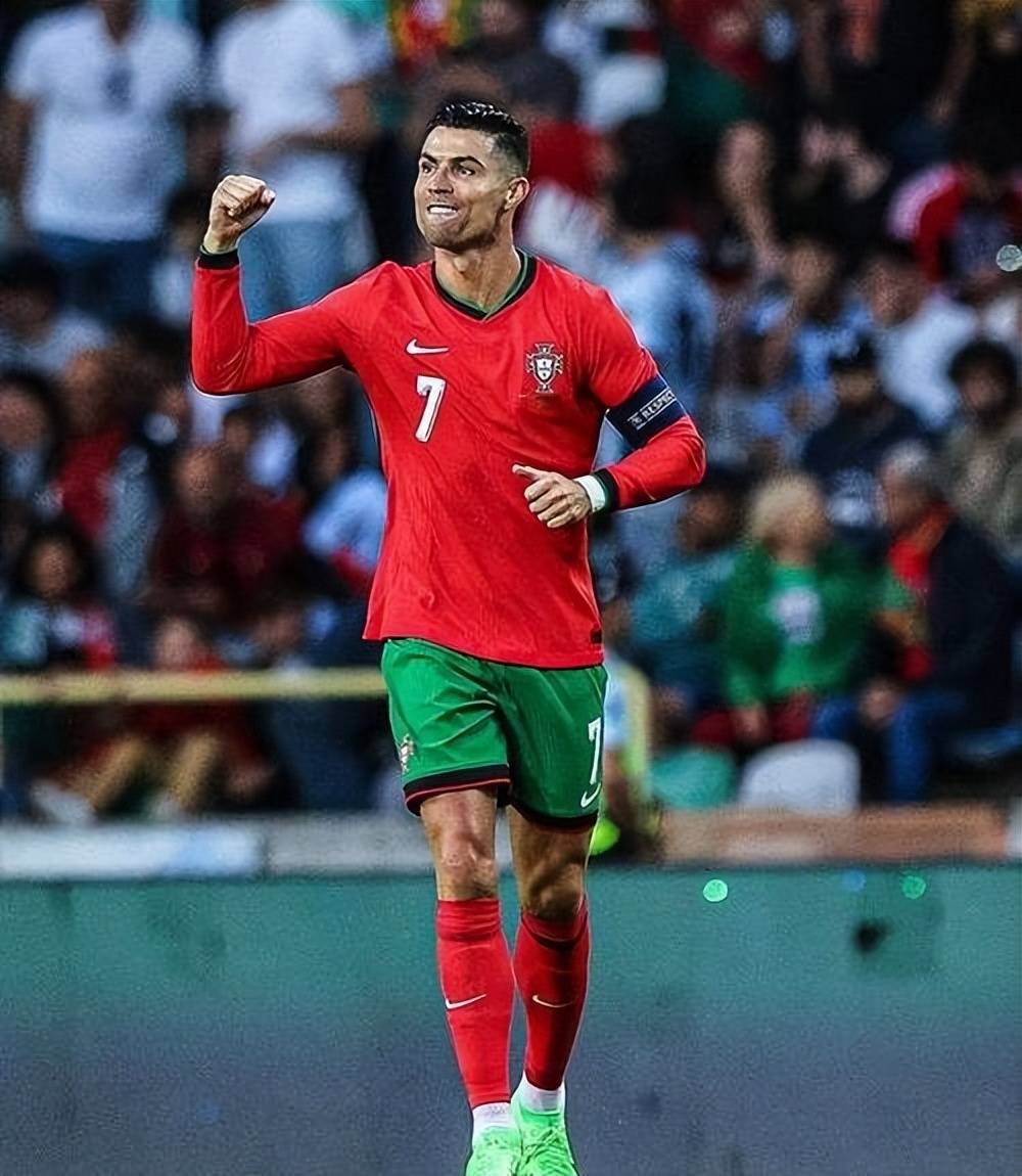 九游游戏大全-包含C罗连续七场比赛得分超过大比分获胜，切尔西不断突破！比赛高潮迭起的词条